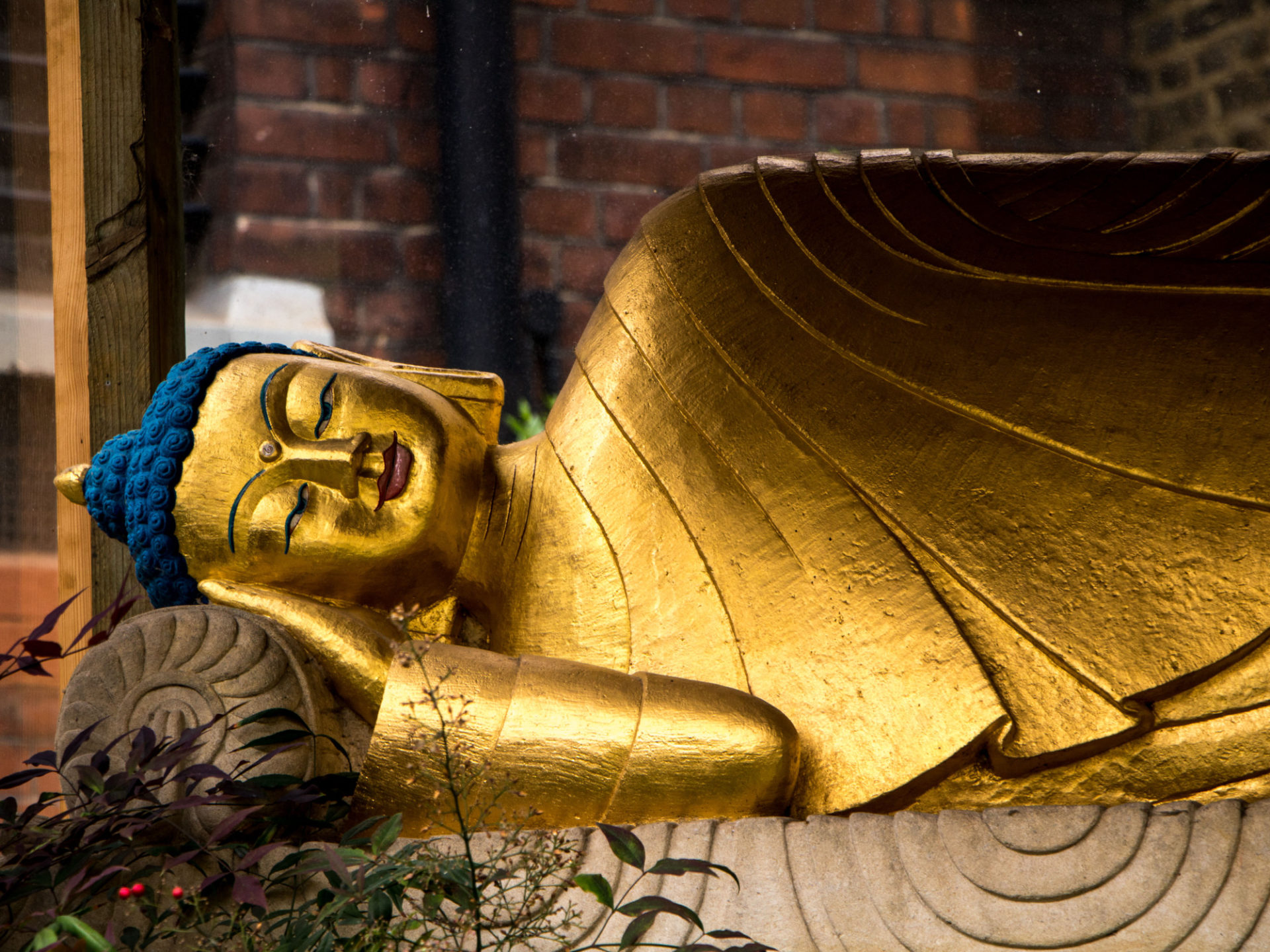 Courthouse Garden Reclining Buddha Image